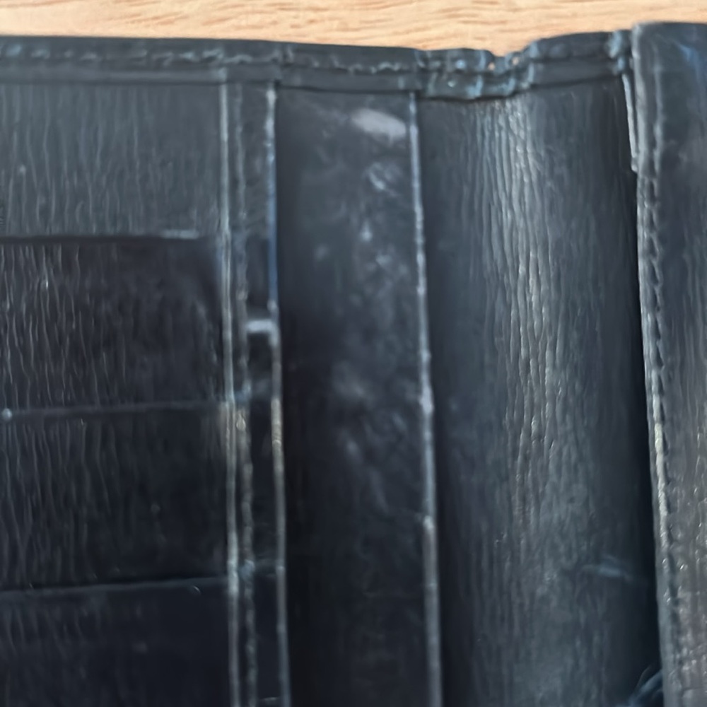 Louis Vuitton Double Sided Wallet - Picture 8 of 10